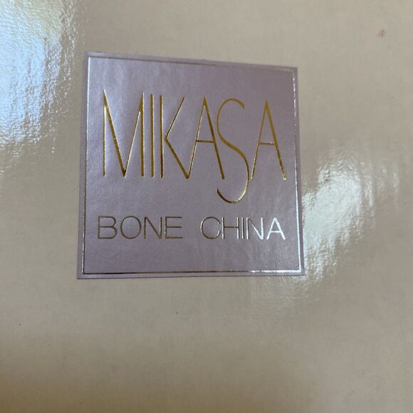 Mikasa Japan Heart Shaped Porcelain Trinket Dish Floral "Always And Forever" NEW - Picture 6 of 7